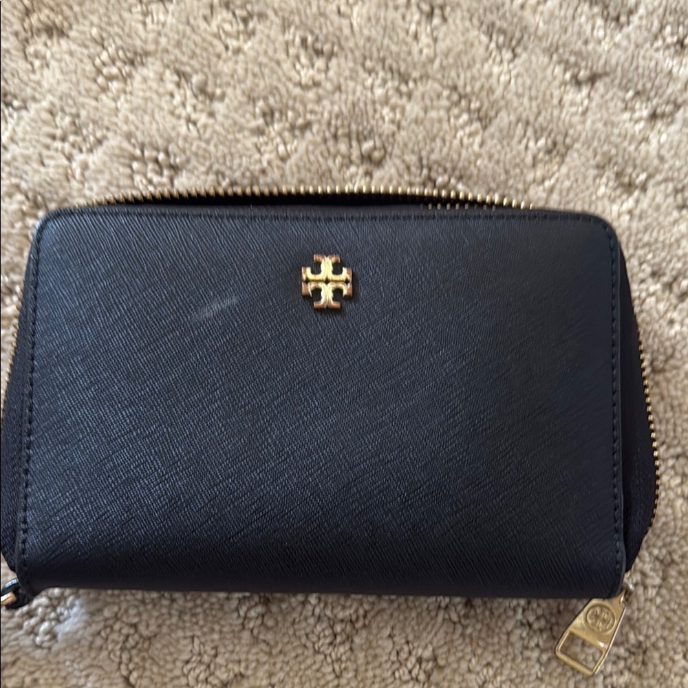 Tory Burch Gold and Black Tote Bag - Picture 2 of 6